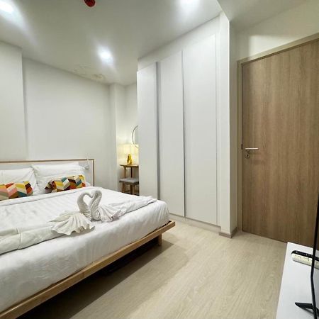 Ekamai 2 Bed Room Bangkok Exterior foto